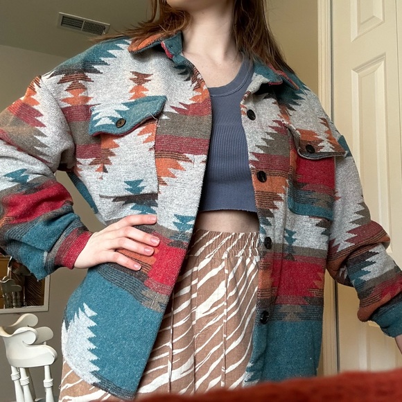 Aztec jacket 🧥🔥🔥 - Picture 4 of 5